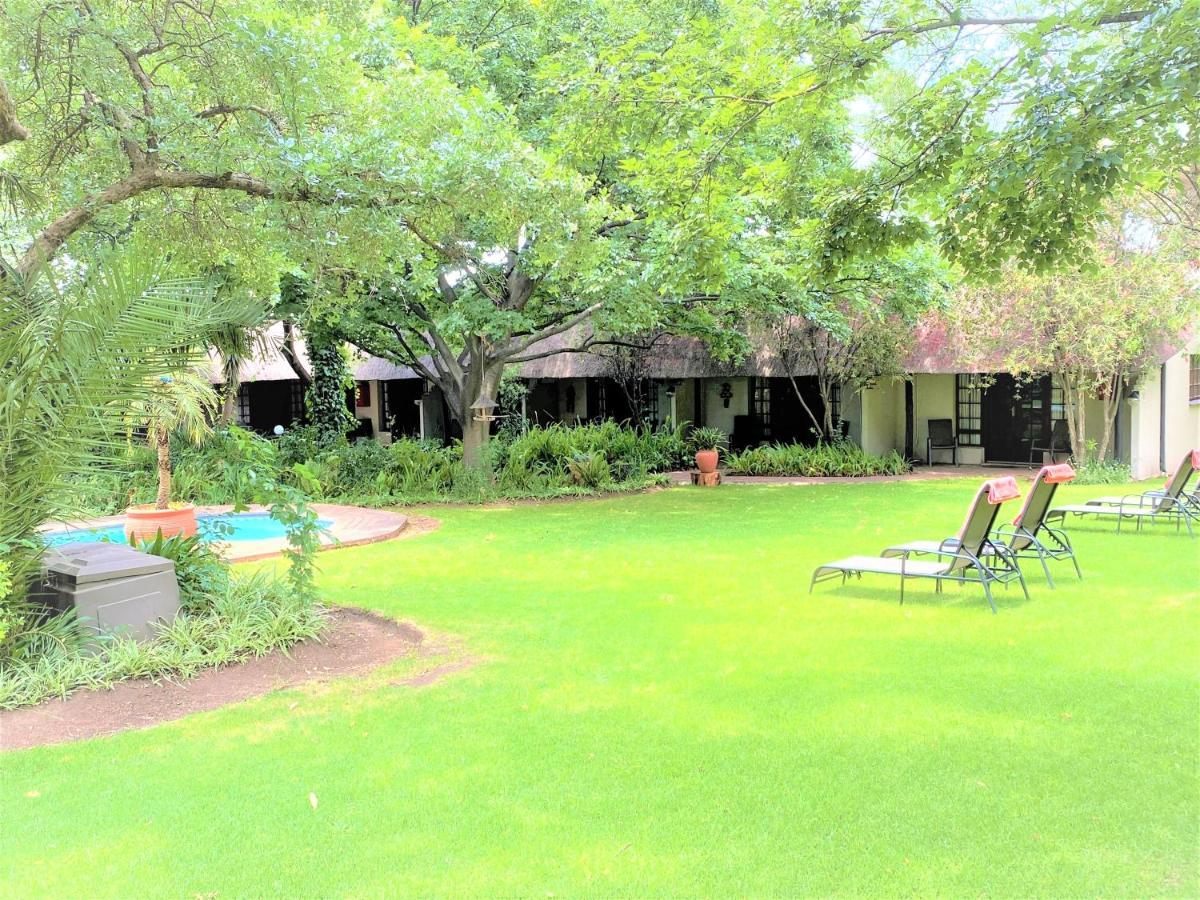 Safari Club Guest Lodge Or Tambo International Airport كمبتون بارك المظهر الخارجي الصورة