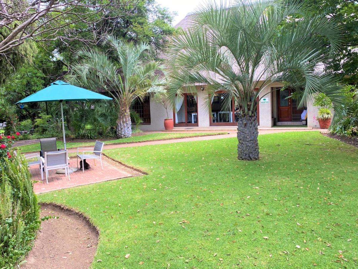 Safari Club Guest Lodge Or Tambo International Airport كمبتون بارك المظهر الخارجي الصورة